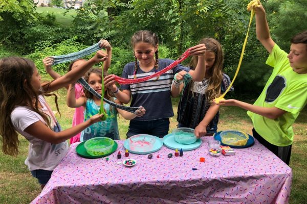 DIY-slime-party-group